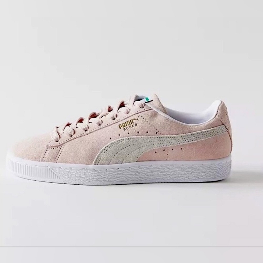 PUMA Suede Classic Low Top Sneakers